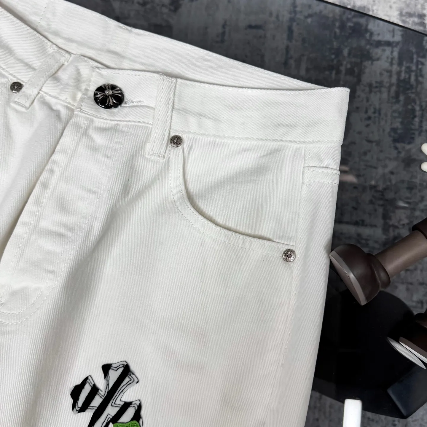 Chrome Hearts マイアミ白緑限定クロスデニム - 画像 (7)