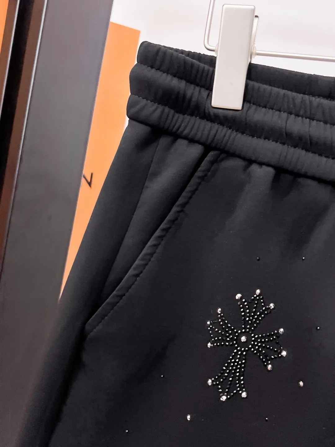 Chrome Hearts 黒夏季新作ショーツ - 画像 (13)