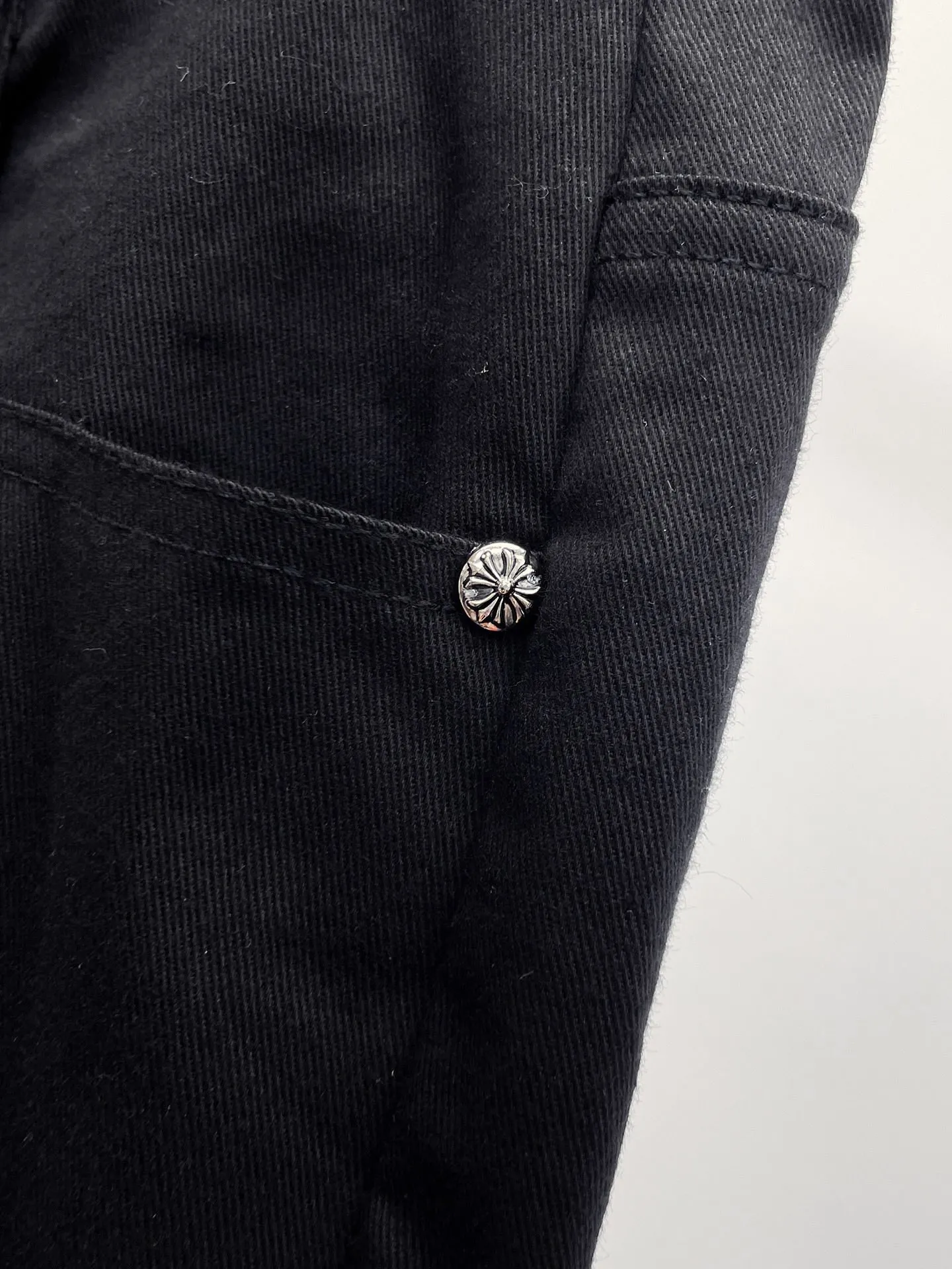 Chrome Hearts 2025ss 黒のカジュアルショートパンツ - 画像 (6)