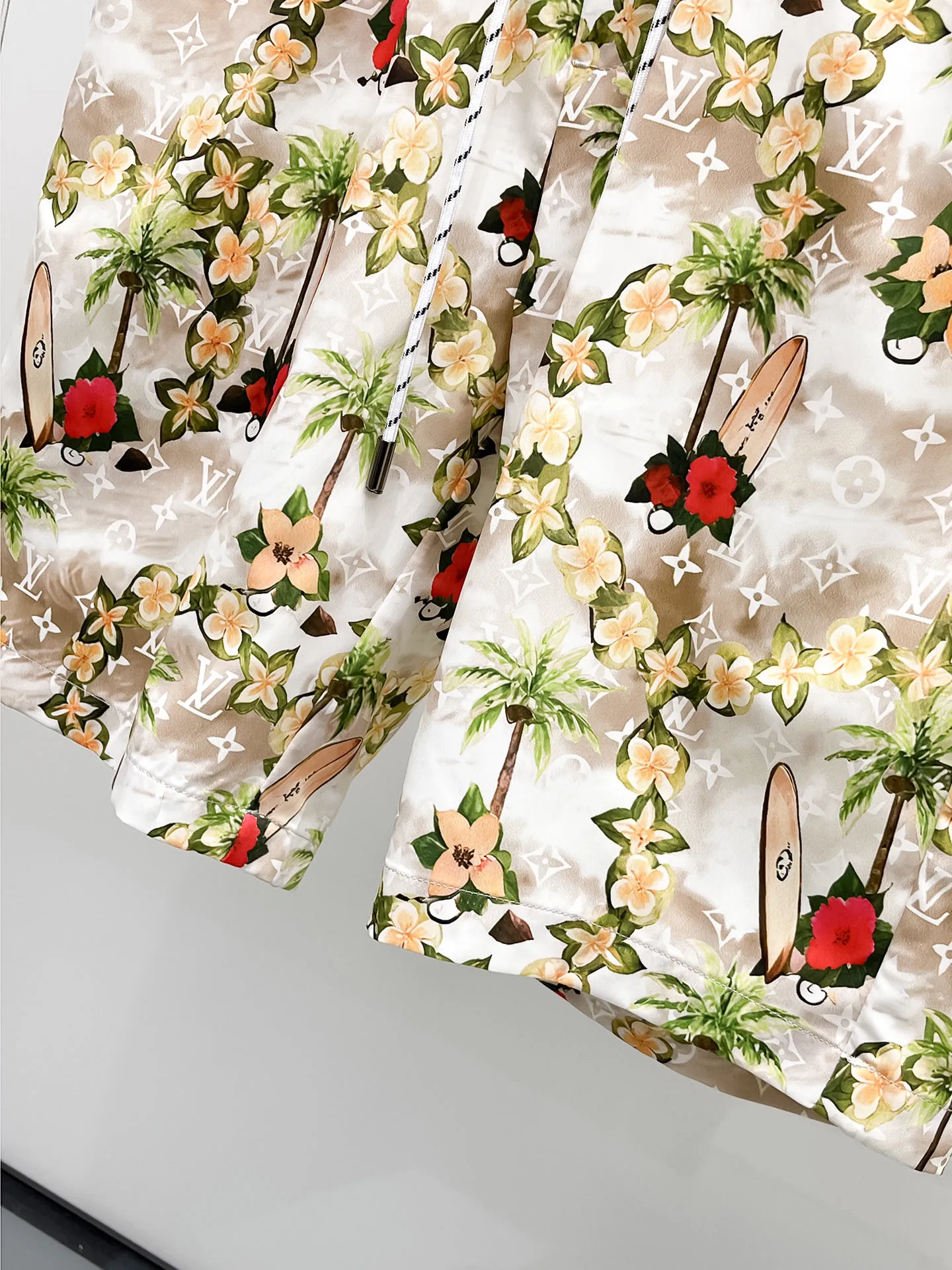 LOUIS VUITTON 2025ss新作ホワイトフローラルショートパンツ - 画像 (10)