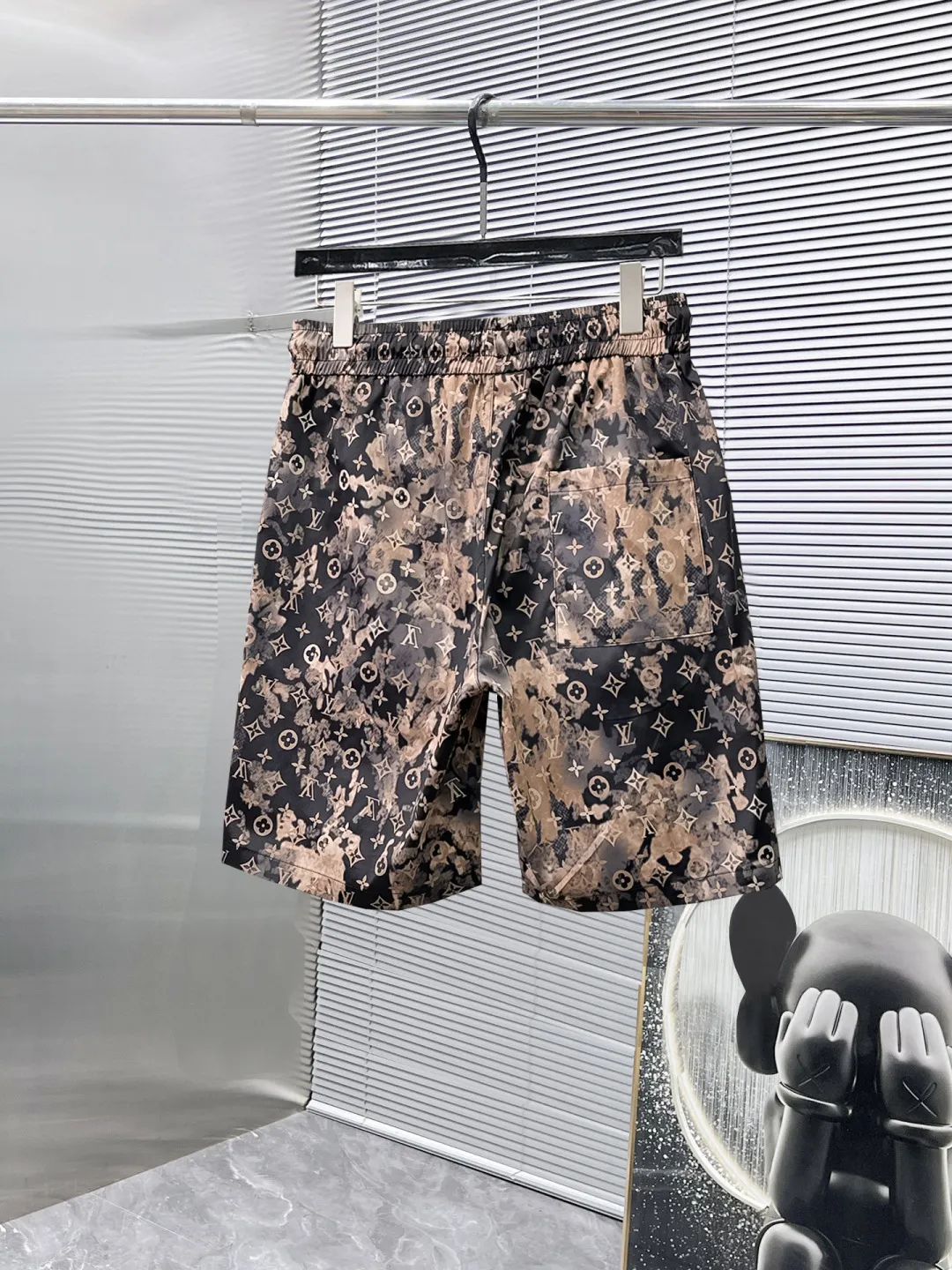 ルイヴィトン2025夏新作カモフラージュショーツ - 画像 (3)