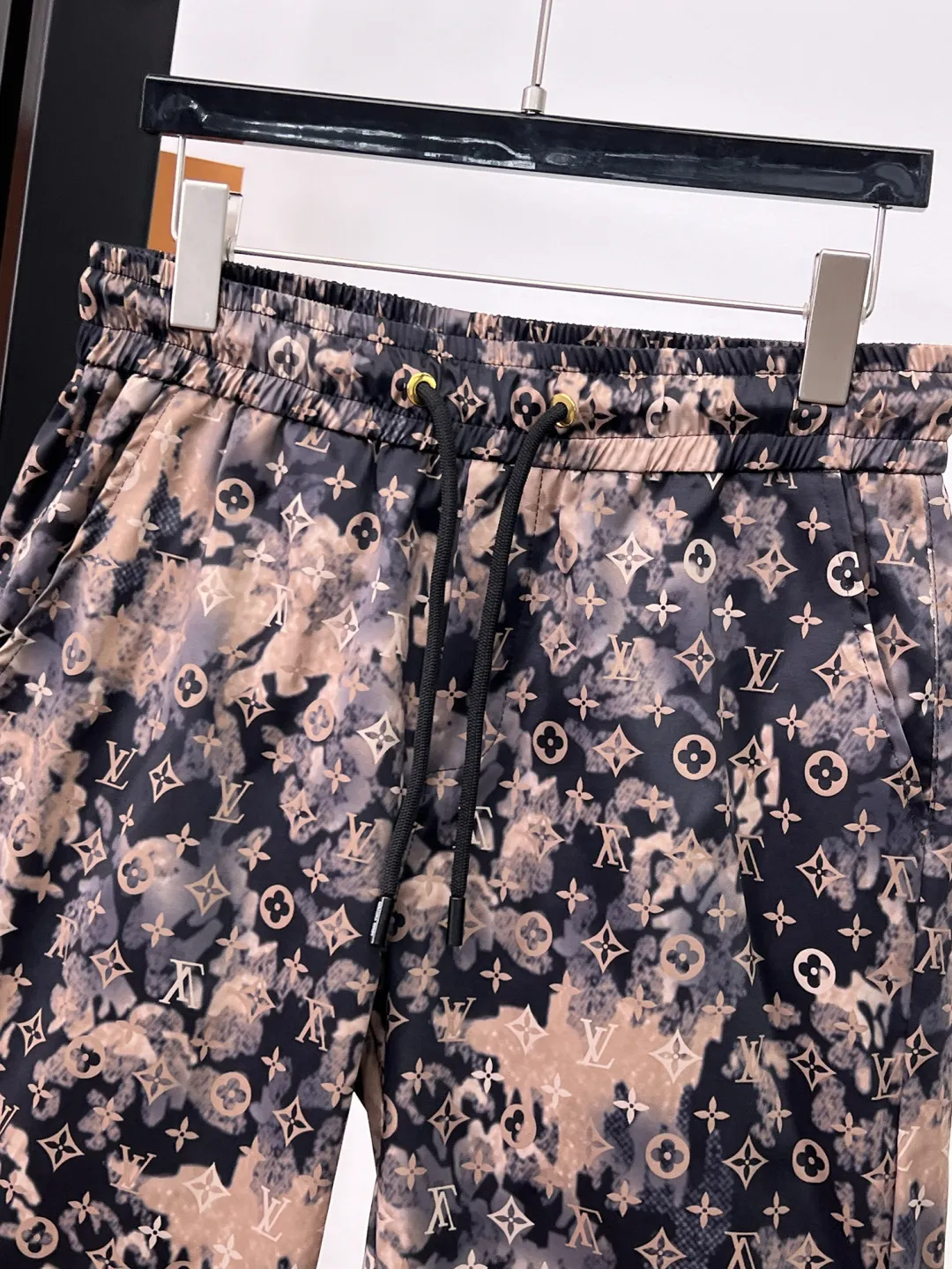 ルイヴィトン2025夏新作カモフラージュショーツ - 画像 (9)