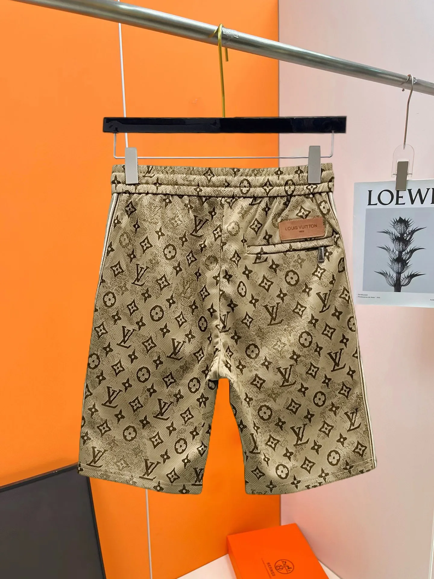 LOUIS VUITTON ベージュ 新作 短パン - 画像 (3)
