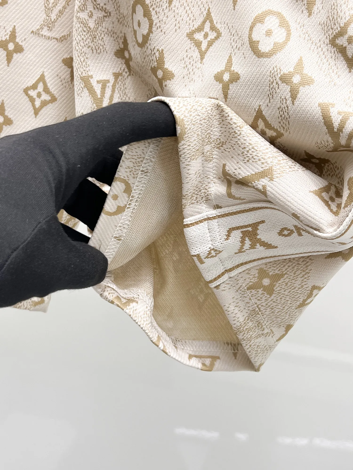 LOUIS VUITTON ベージュ 新作 ショートパンツ - 画像 (12)