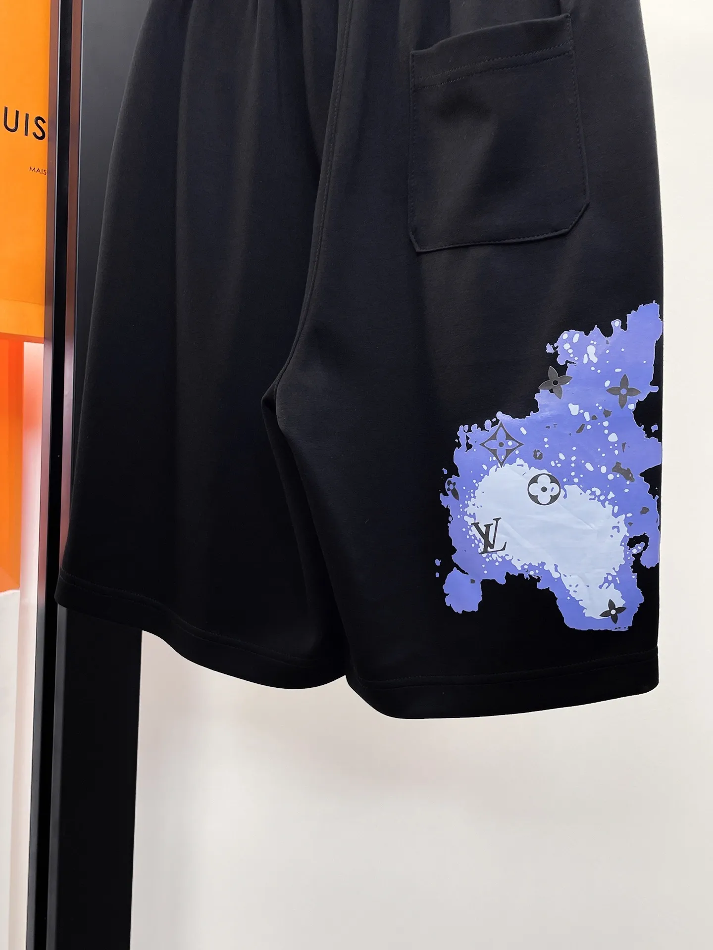 LOUIS VUITTON 新作黒色カジュアルショーツ - 画像 (9)