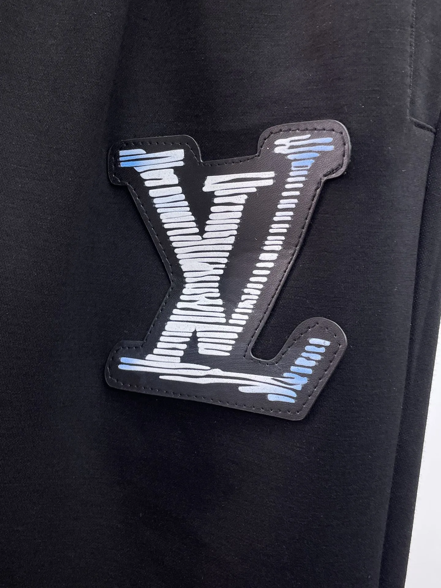 LOUIS VUITTON 新作黒色カジュアルショーツ - 画像 (10)