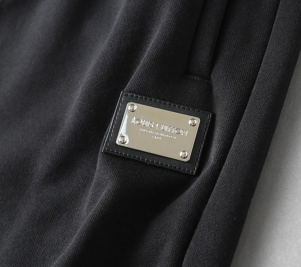LOUIS VUITTON 新作黒色リラックスショーツ - 画像 (8)