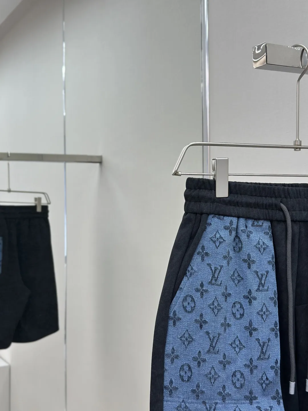 Louis Vuitton ブルー新作ショートパンツ - 画像 (6)