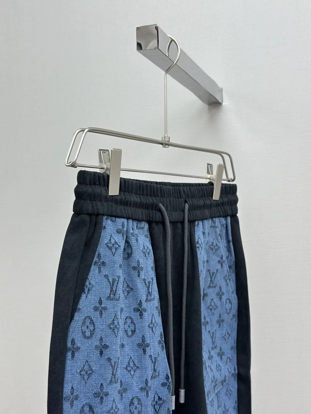 Louis Vuitton ブルー新作ショートパンツ - 画像 (7)