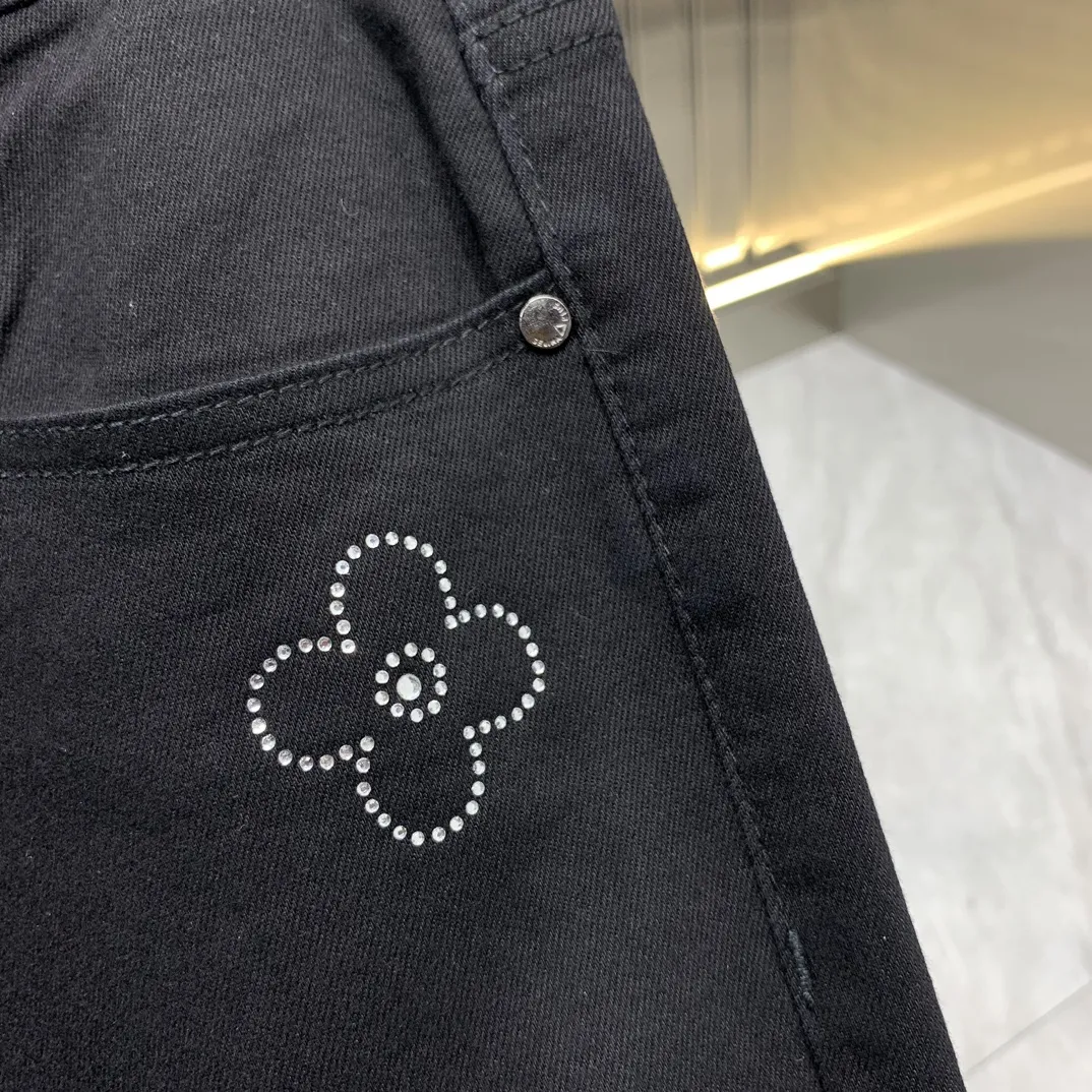 LOUIS VUITTON 2025新作メンズブラックジーンズ - 画像 (7)