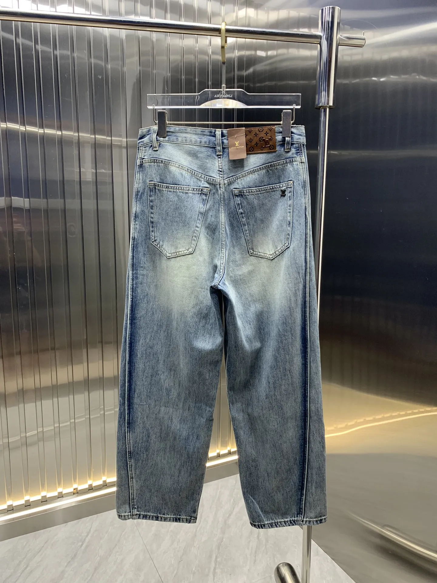 ルイヴィトン 新作ブルーデニムパンツ - 画像 (4)