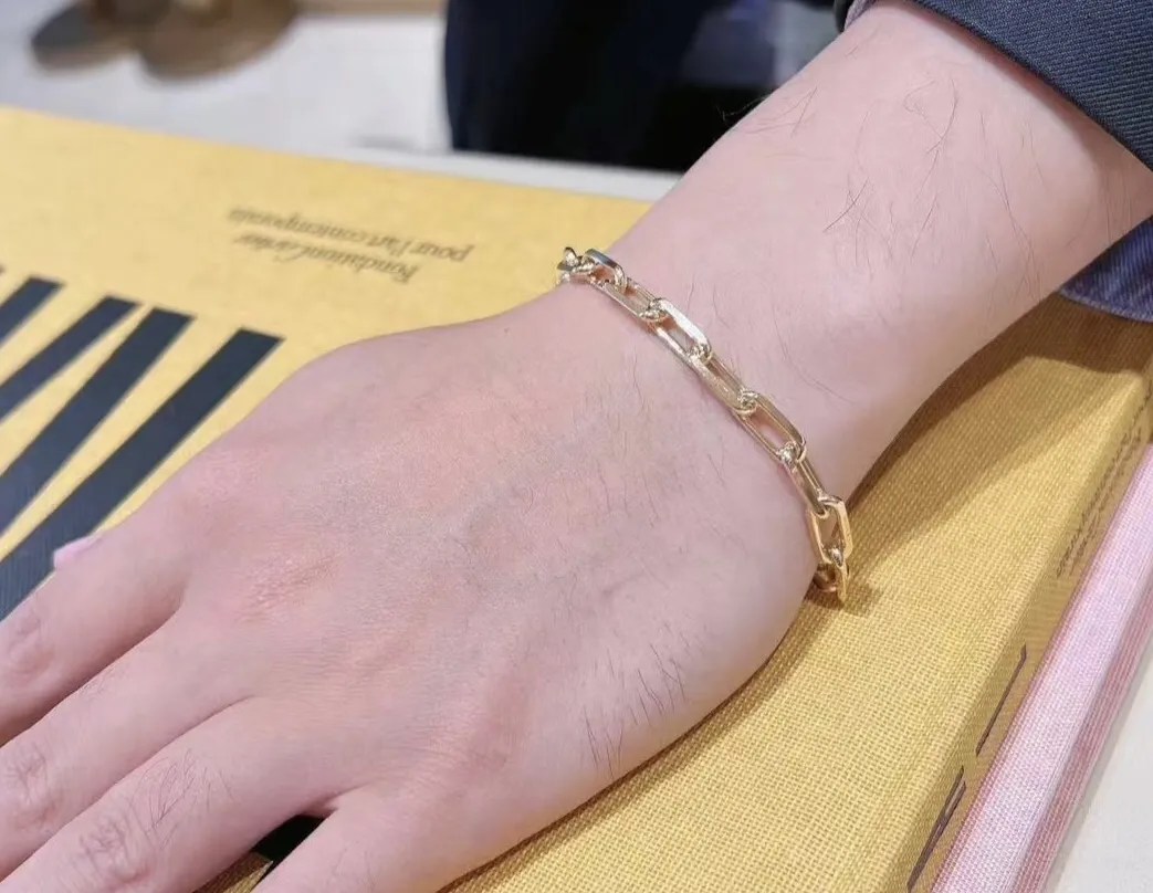 カルティエ新作黒ブレスレット豚の鼻スタイル - 画像 (3)