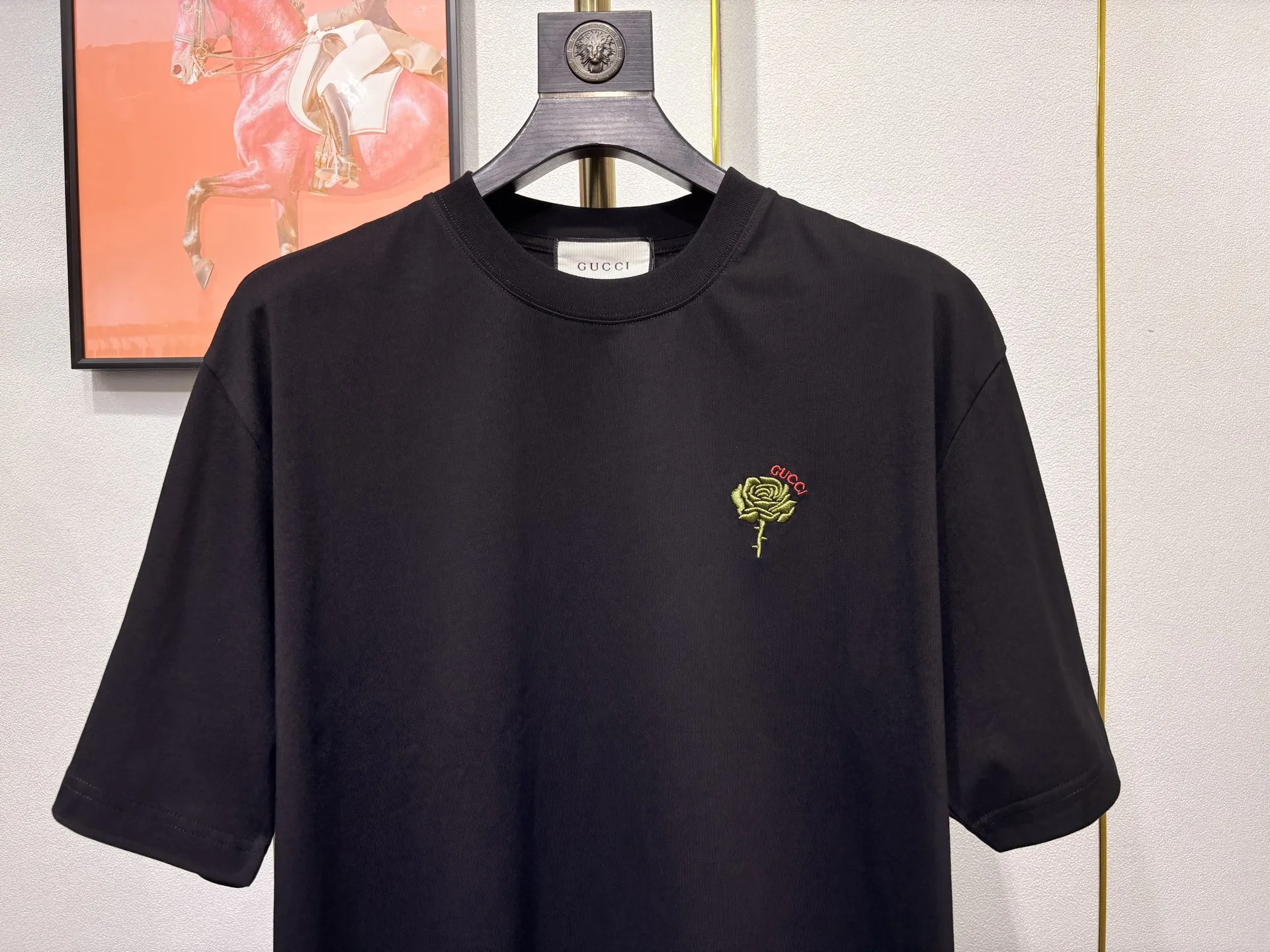 GUCCI 黒 玫瑰 Tシャツ - 画像 (4)