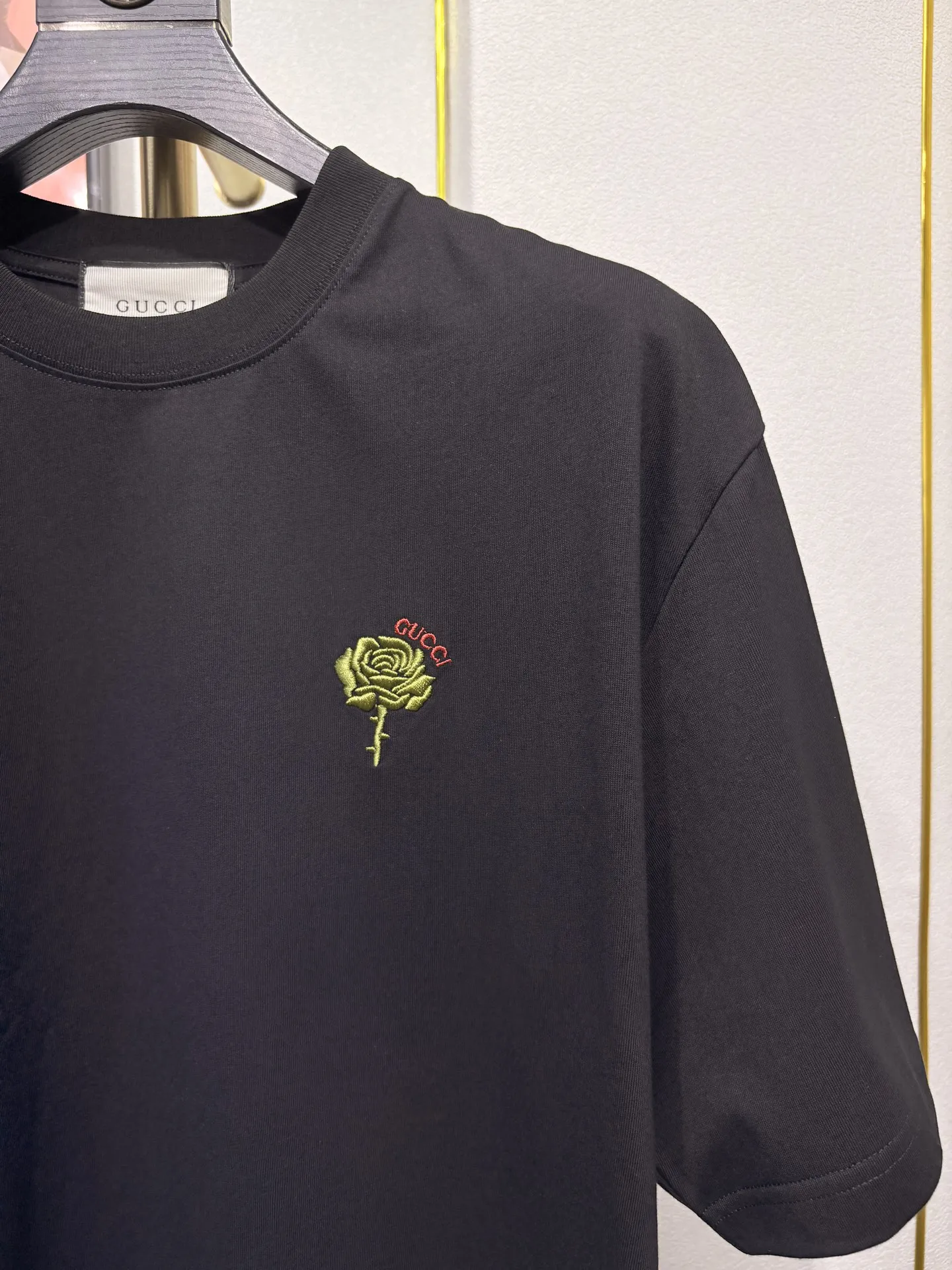 GUCCI 黒 玫瑰 Tシャツ - 画像 (8)