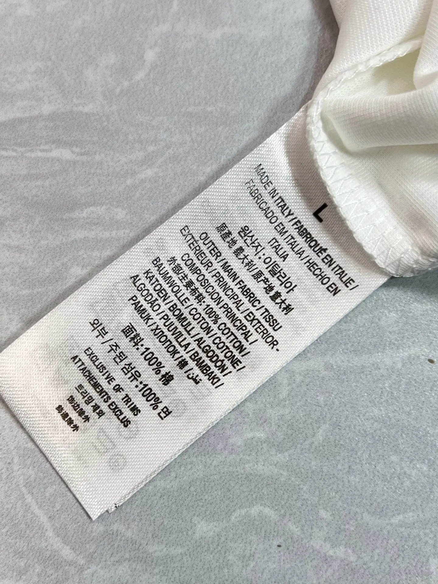 Gucci 2025春夏新作 ホワイトクルーネックTシャツ - 画像 (8)