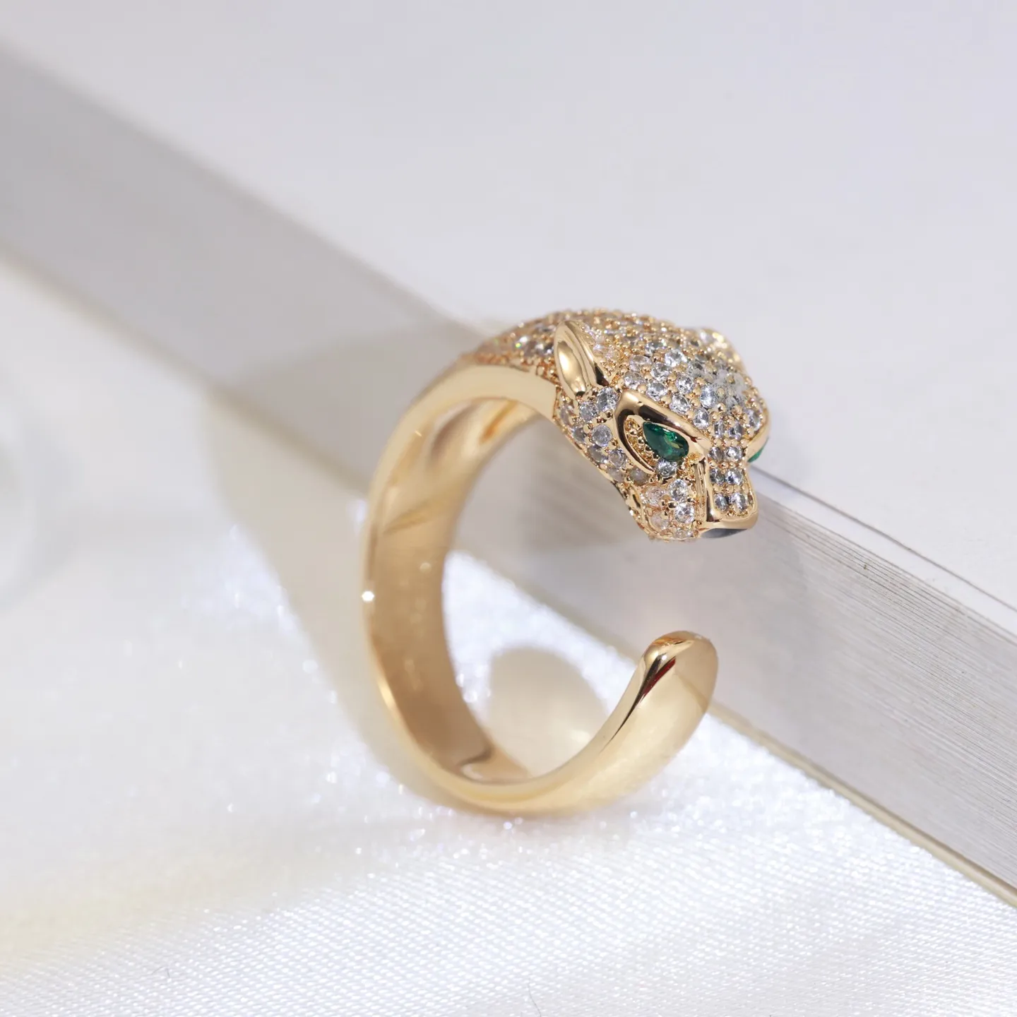 カルティエ新作黒豚の鼻ブレスレット - 画像 (6)