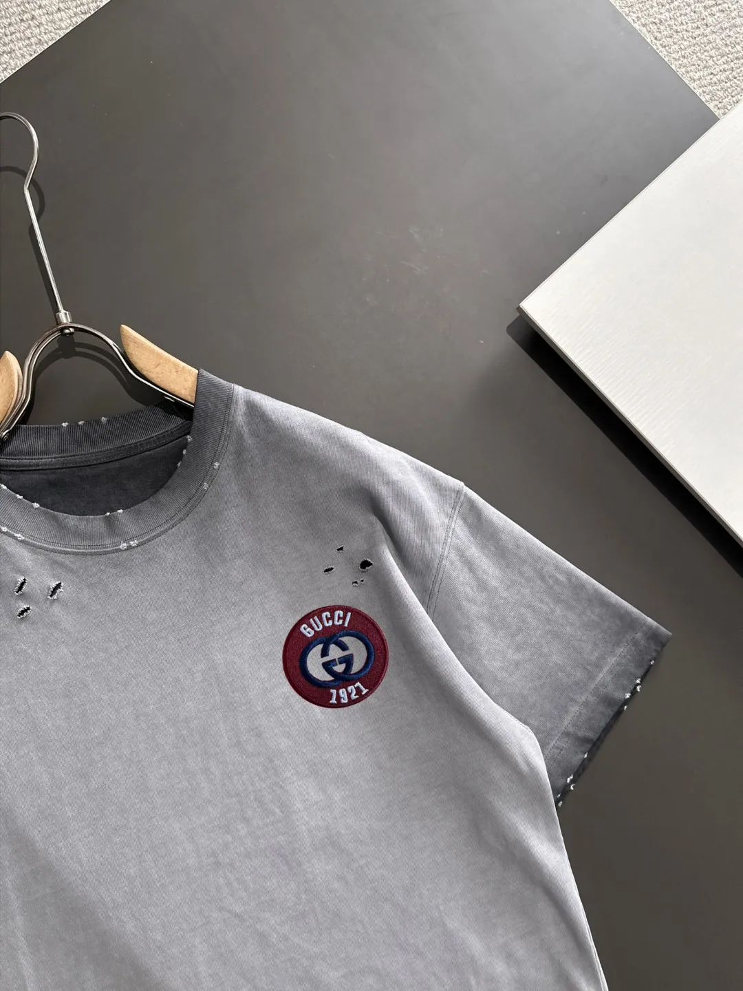 Gucci 2025夏季新款 グレー 短袖Tシャツ - 画像 (3)