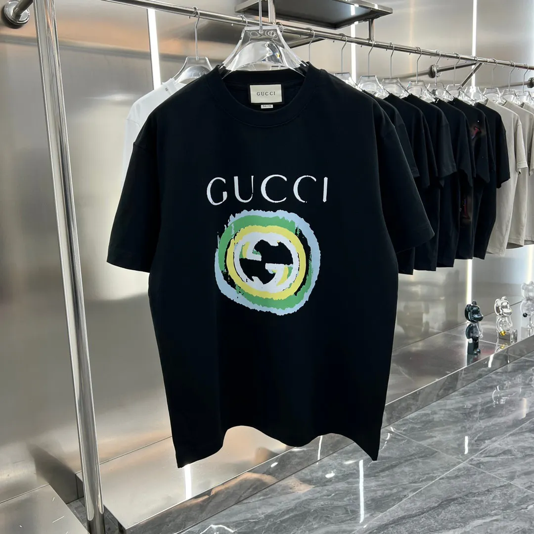 GUCCI 2025春夏新款Tシャツ 黒 個性プリント