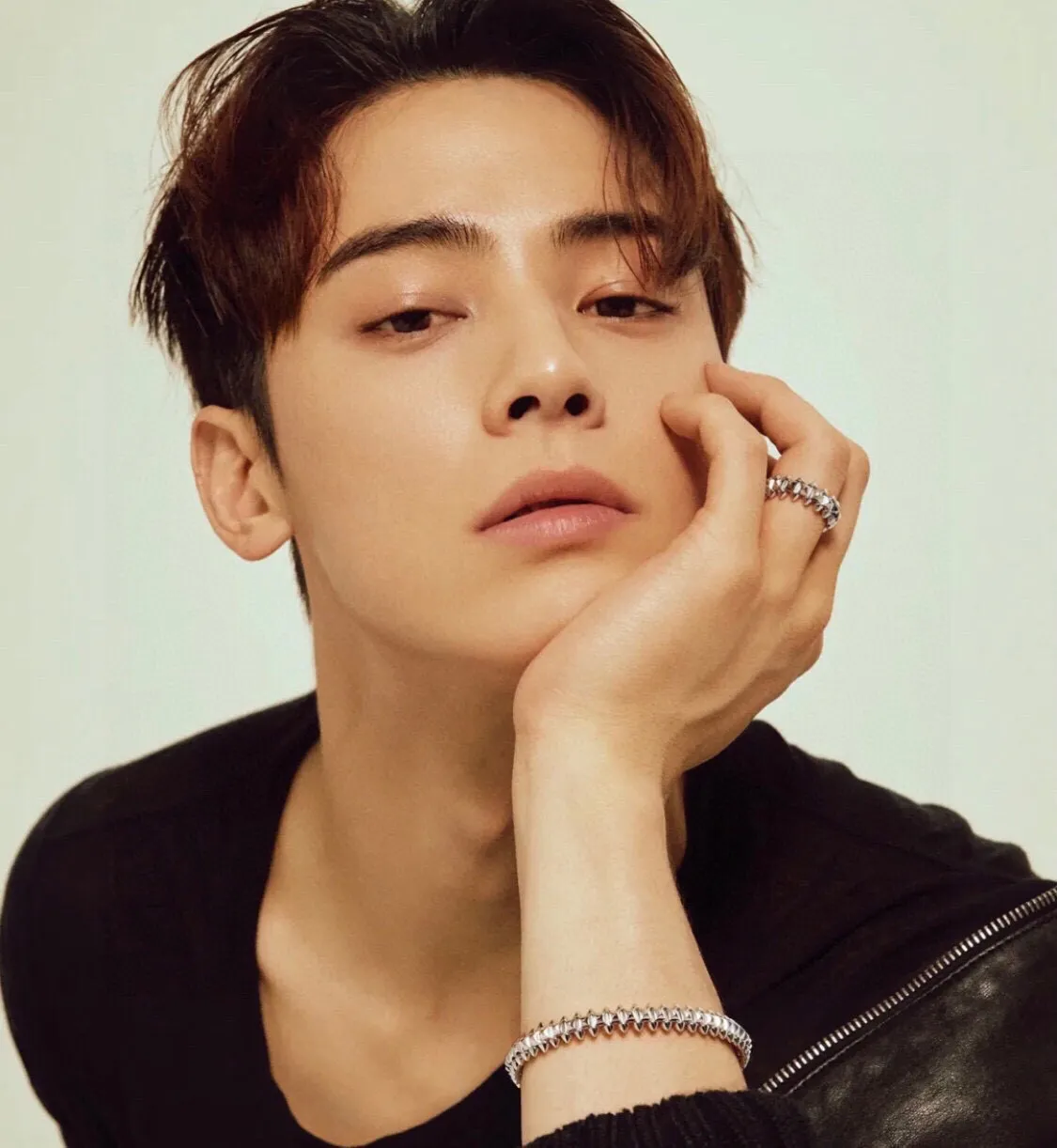 カルティエ新作黒ブレスレット豚の鼻スタイル - 画像 (4)