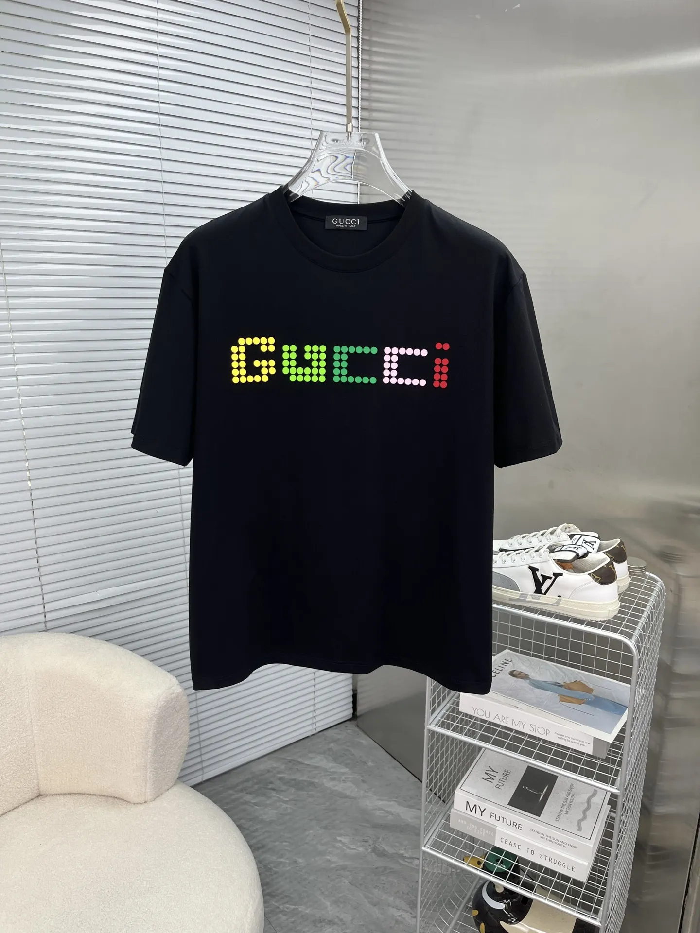 GUCCI 2025春夏新款黒色ラウンドネックTシャツ