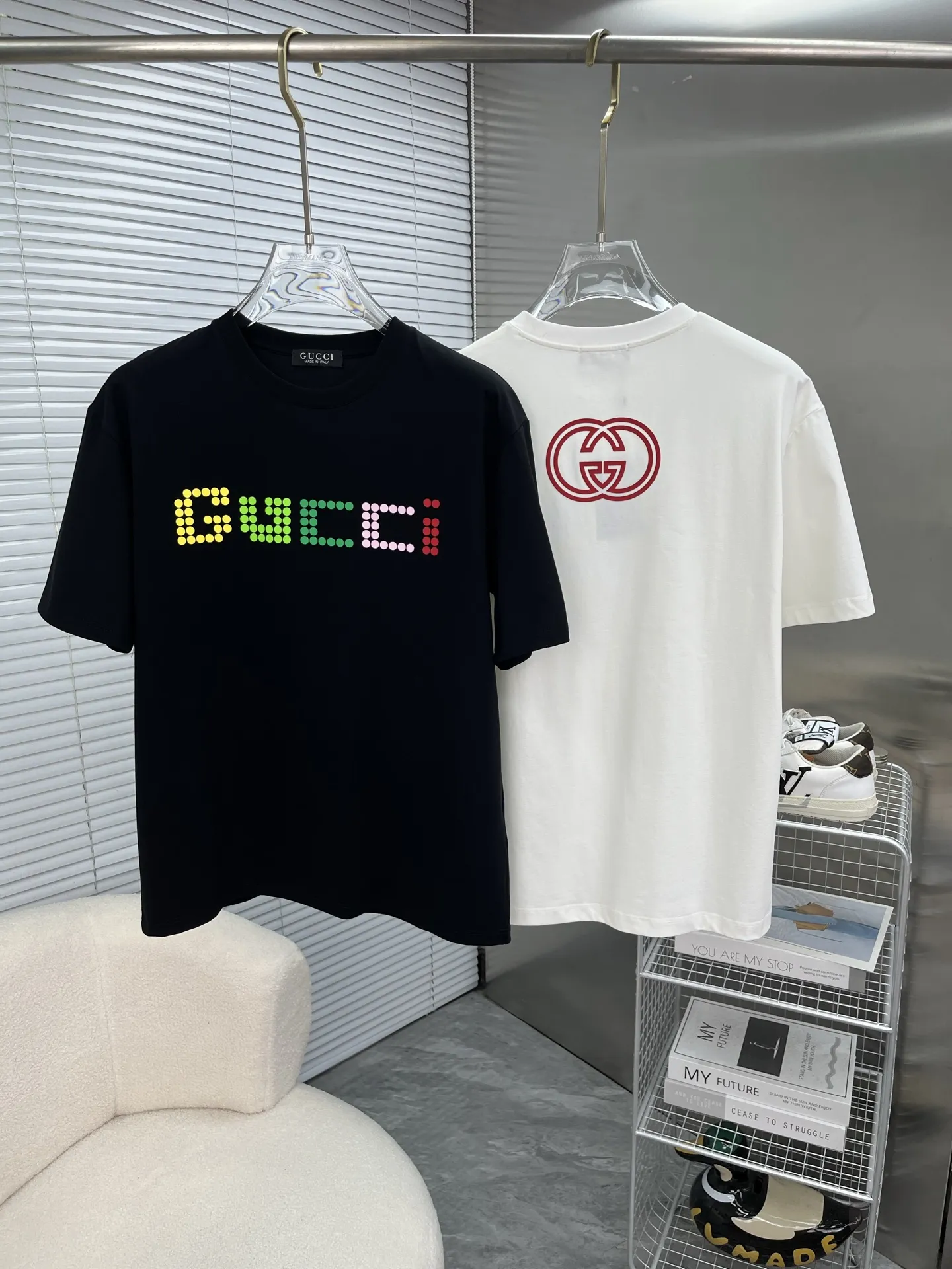 GUCCI 2025春夏新款黒色ラウンドネックTシャツ - 画像 (10)