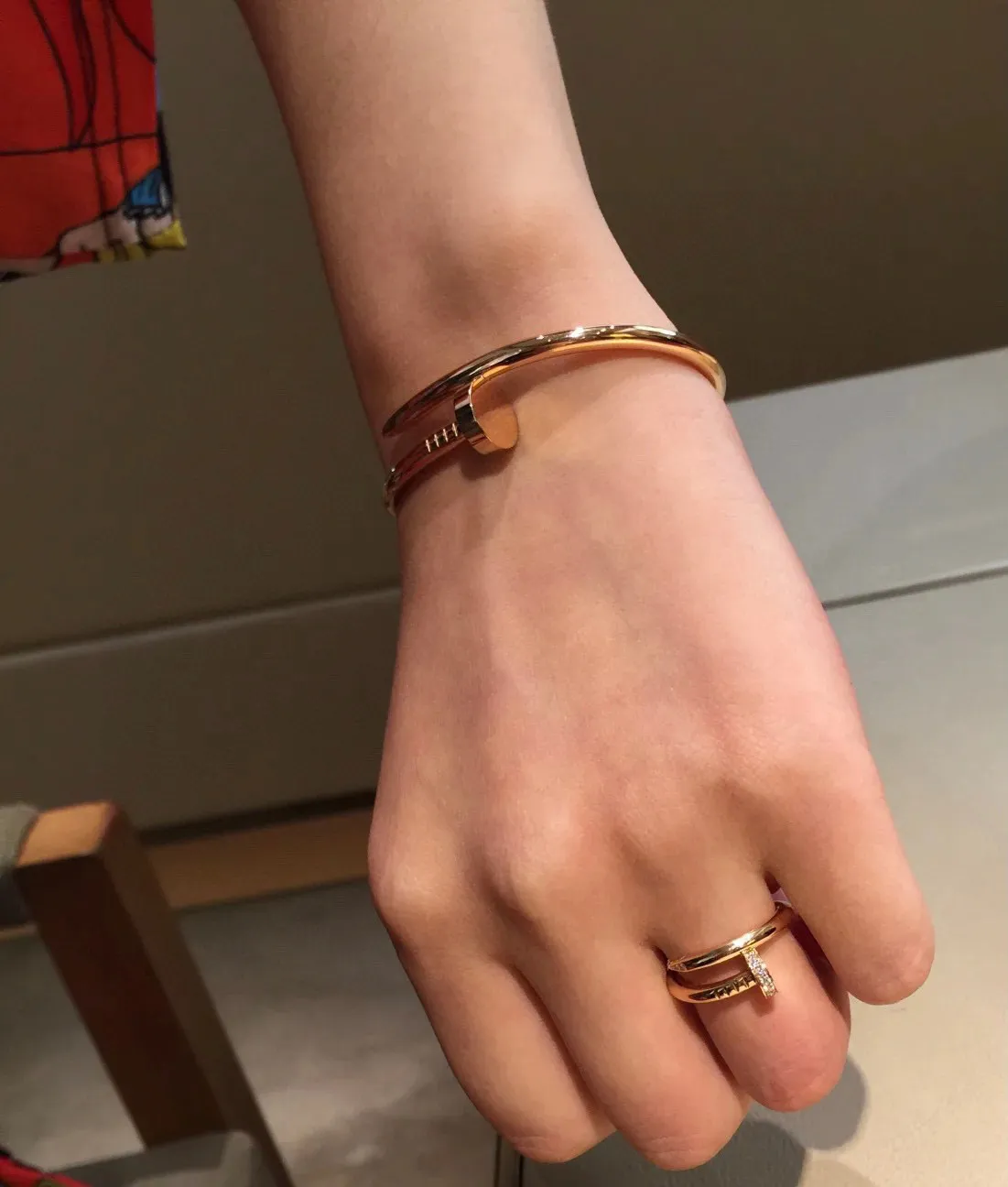 カルティエ新作黒ブレスレット豚の鼻デザイン - 画像 (9)