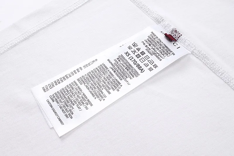 GUCCI 2024年春夏 オフホワイト クラシックプリントTシャツ - 画像 (9)