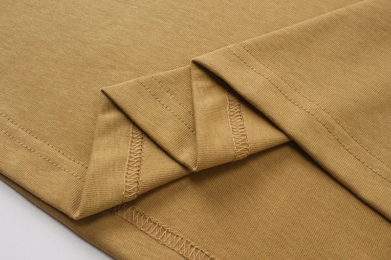 GUCCI 2024春夏 カーキ クラシックプリントTシャツ - 画像 (8)