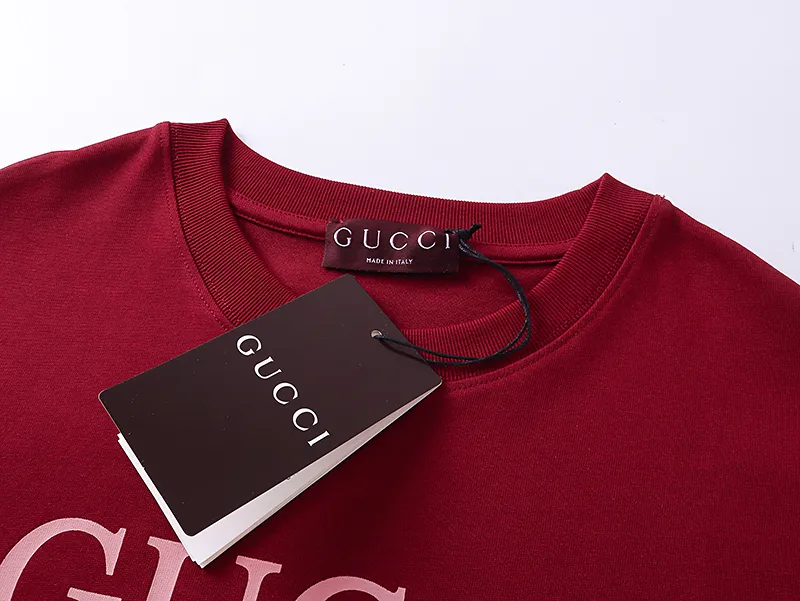 GUCCI 2025春夏 赤色 クラシックプリントTシャツ - 画像 (4)