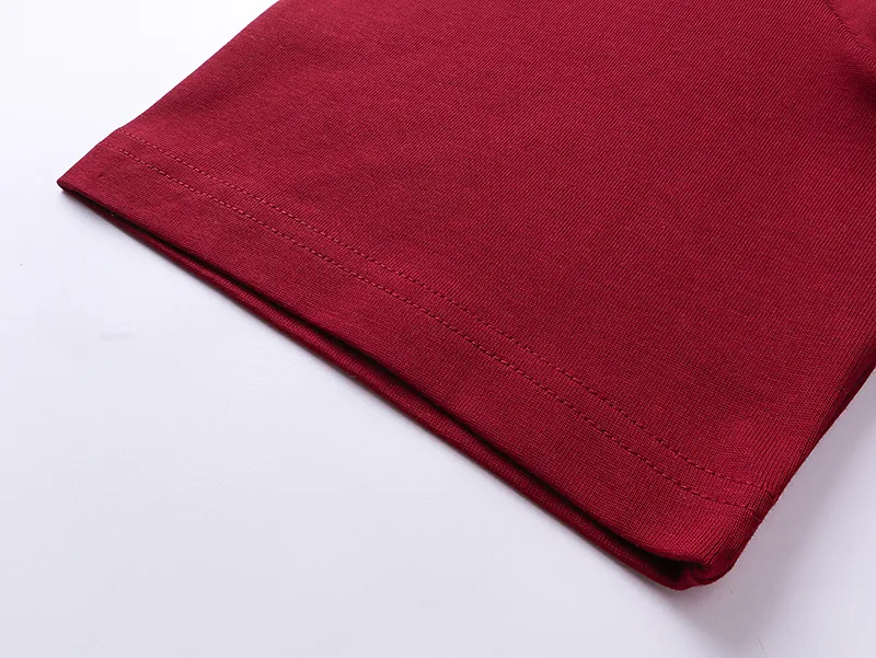 GUCCI 2025春夏 赤色 クラシックプリントTシャツ - 画像 (8)