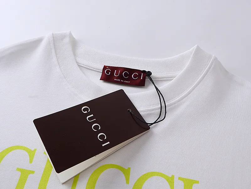 GUCCI 2025年春夏 イエロー クラシックプリントTシャツ - 画像 (4)