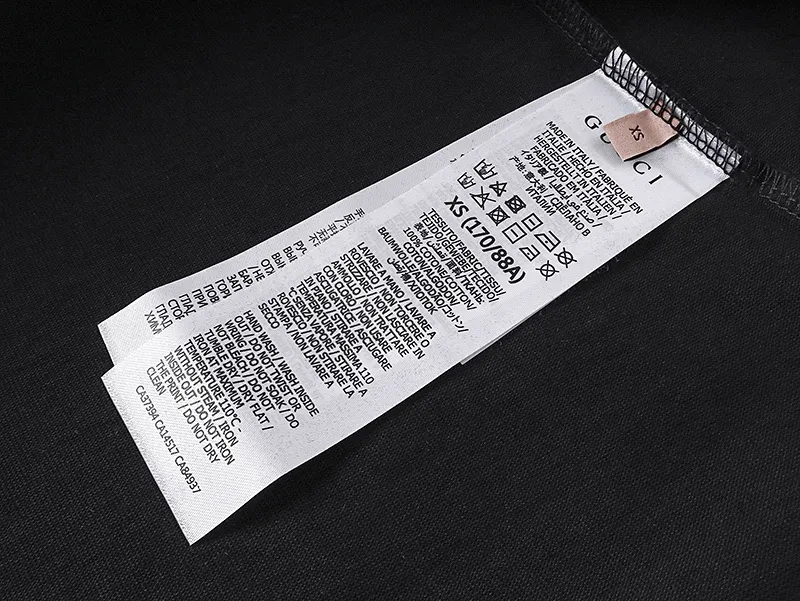 GUCCI 黒 クラシックプリントTシャツ - 画像 (9)