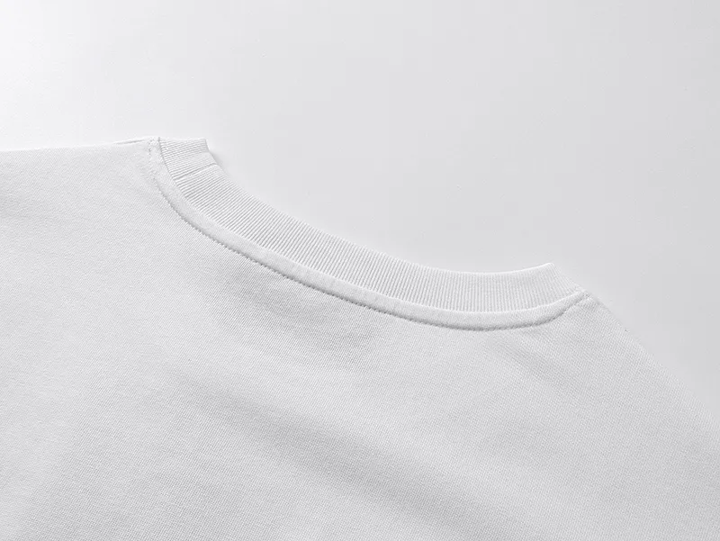 GUCCI 春夏ベルトプリントTシャツ ベージュ/ブラック - 画像 (5)