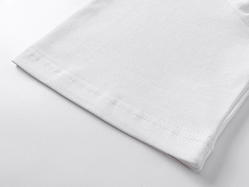 GUCCI 春夏ベルトプリントTシャツ ベージュ/ブラック - 画像 (7)