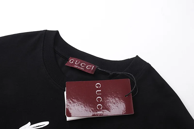 Gucci 黒 ロゴプリント ゆったりTシャツ - 画像 (4)