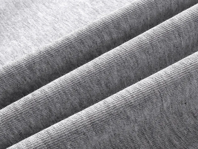 Gucci グレー ロゴプリントTシャツ 2024新作 - 画像 (7)