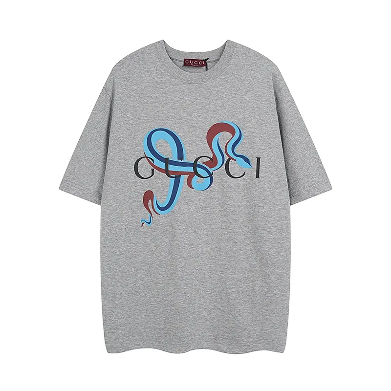 GUCCI 2025年限定 グレー 蛇柄Tシャツ