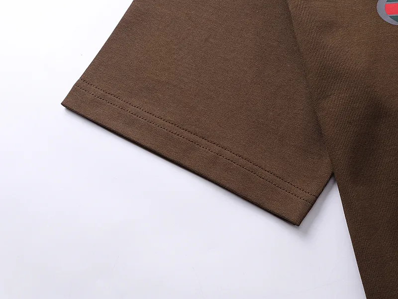 GUCCI 2025 春夏 ブラウン クラシックプリント Tシャツ - 画像 (7)