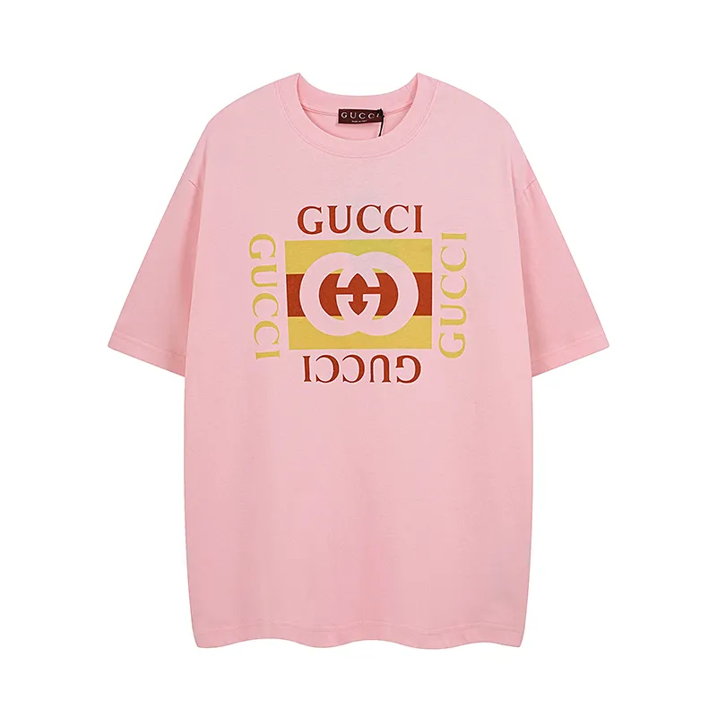 GUCCI ピンク ロゴプリントTシャツ