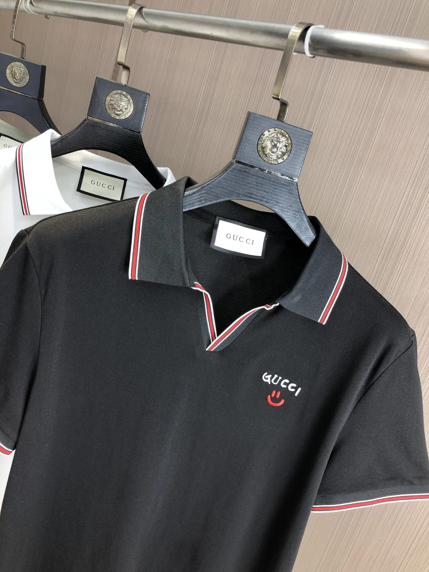 Gucci 2025春夏新款黒ポロシャツ - 画像 (4)