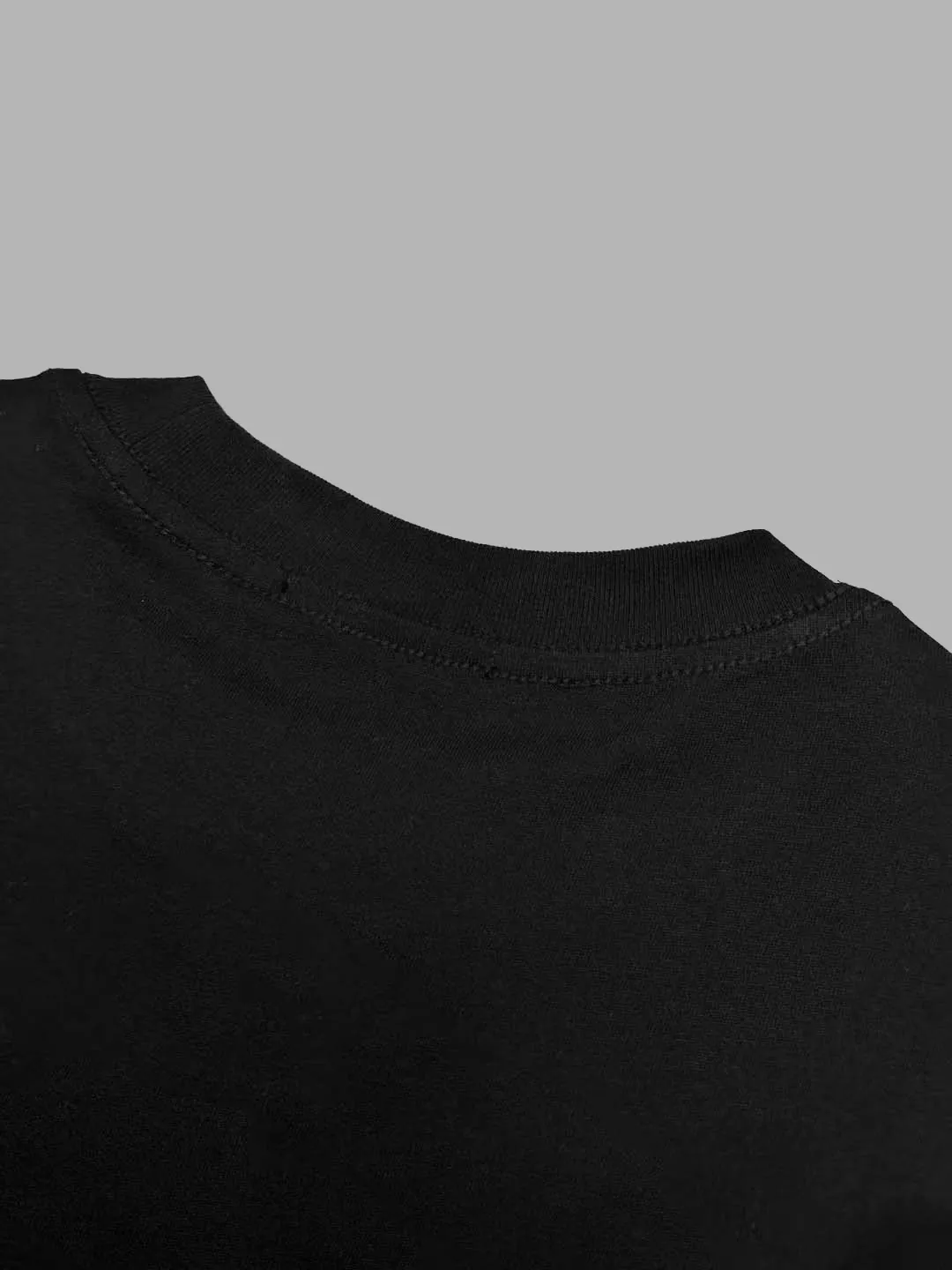 Gucci 黒色 クラシックロゴTシャツ - 画像 (7)