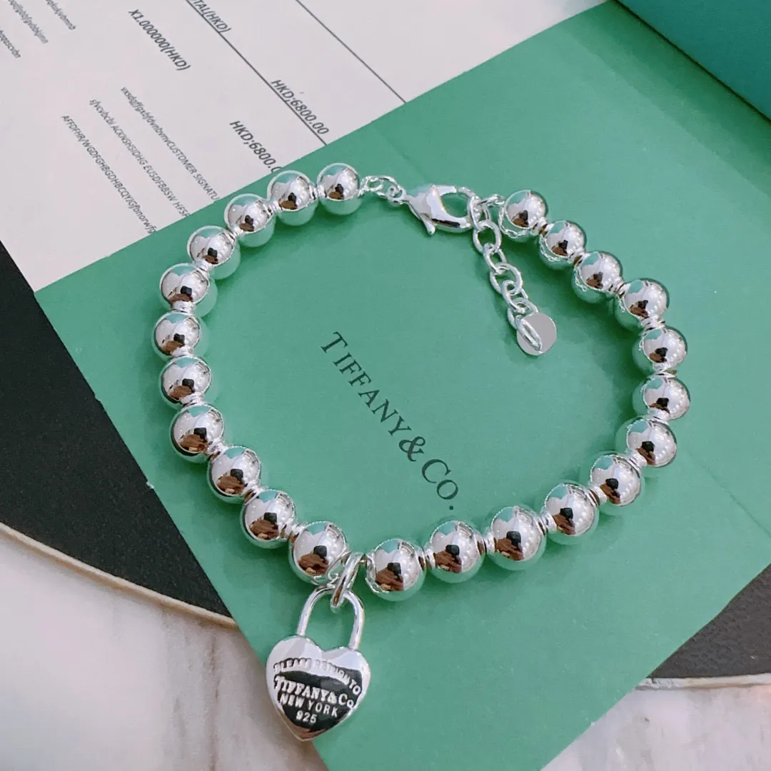 TIFFANY&CO新作黒ブレスレット豚の鼻スタイル - 画像 (6)