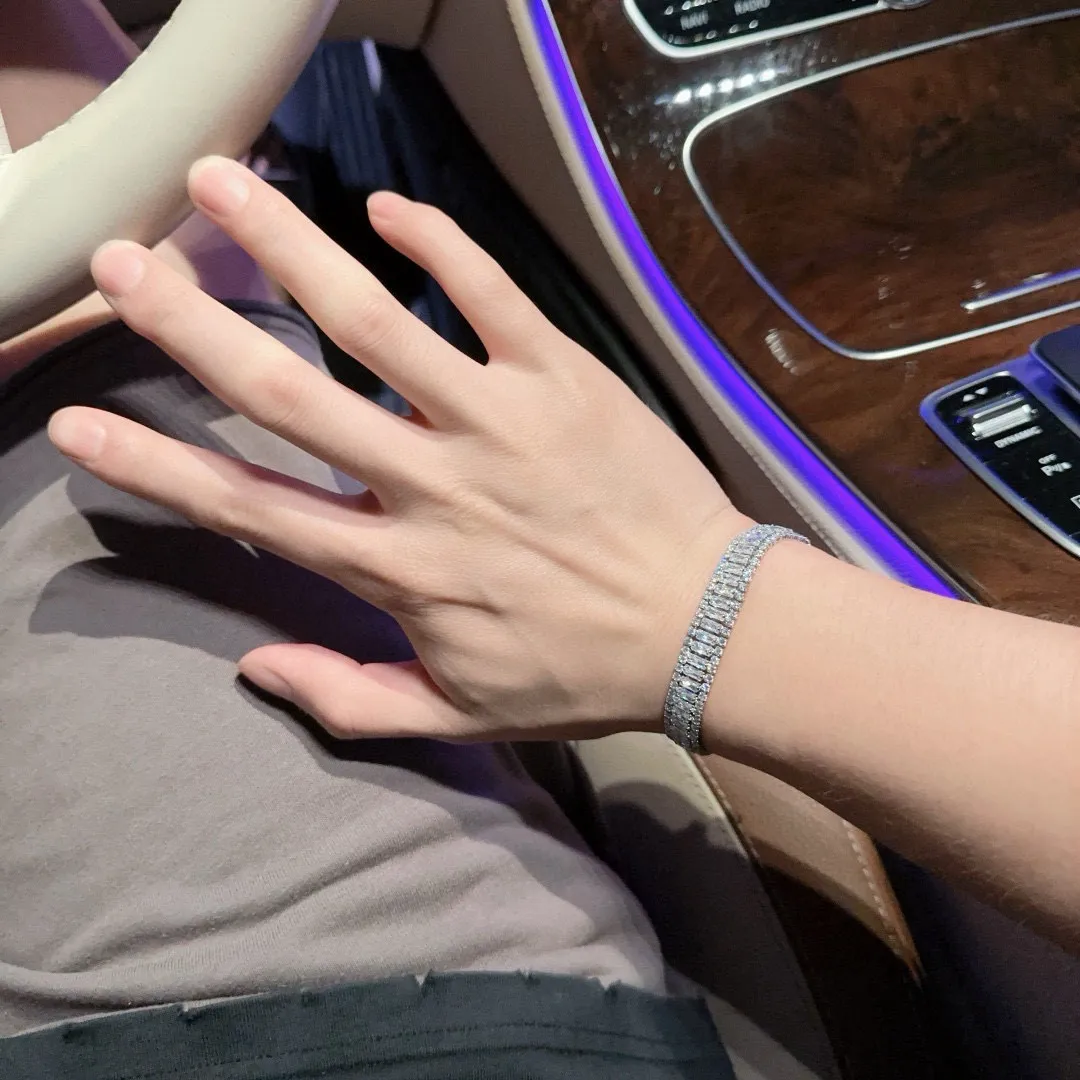 TIFFANY & CO 新作黒ブレスレット豚の鼻デザイン - 画像 (10)