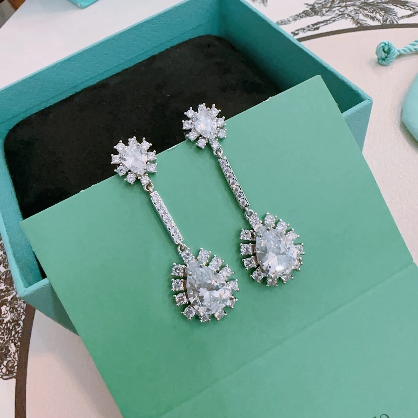 TIFFANY&CO新作黒ブレスレット豚の鼻 - 画像 (6)