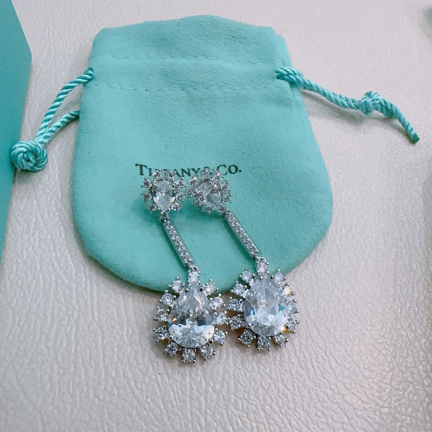 TIFFANY&CO新作黒ブレスレット豚の鼻 - 画像 (7)