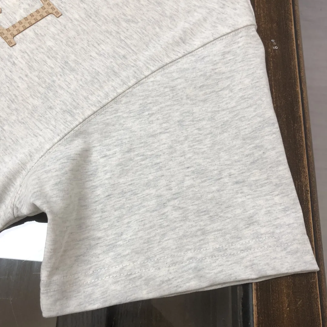 GUCCI 2025年春夏新作 ホワイト半袖Tシャツ - 画像 (8)