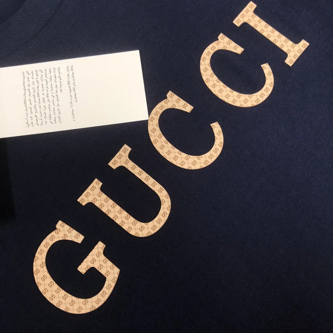 GUCCI 2025春夏新款Tシャツ 黒色 シンプルデザイン - 画像 (6)