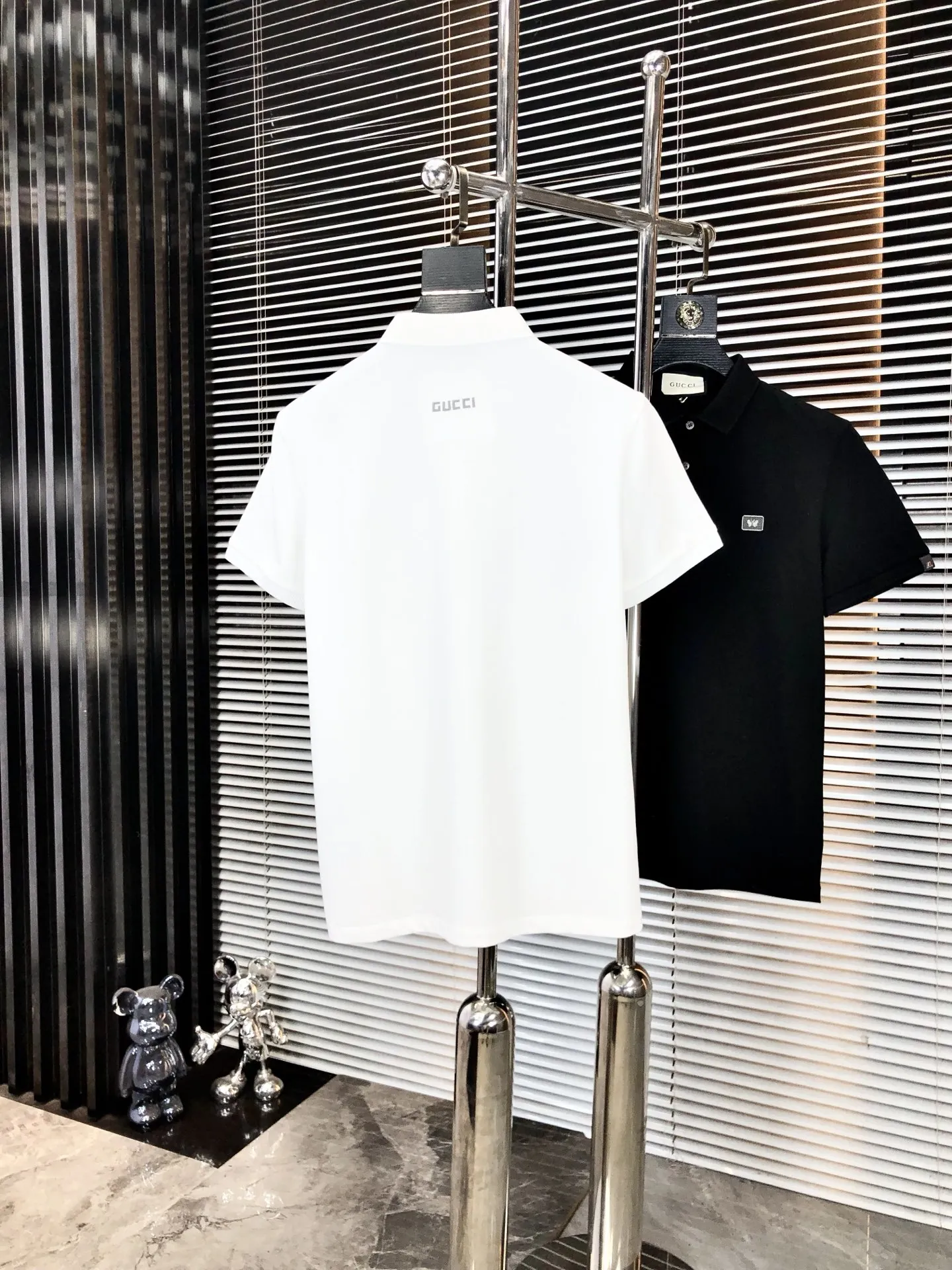 Gucci 2025年春夏新作 ホワイト メンズ ポロシャツ - 画像 (3)