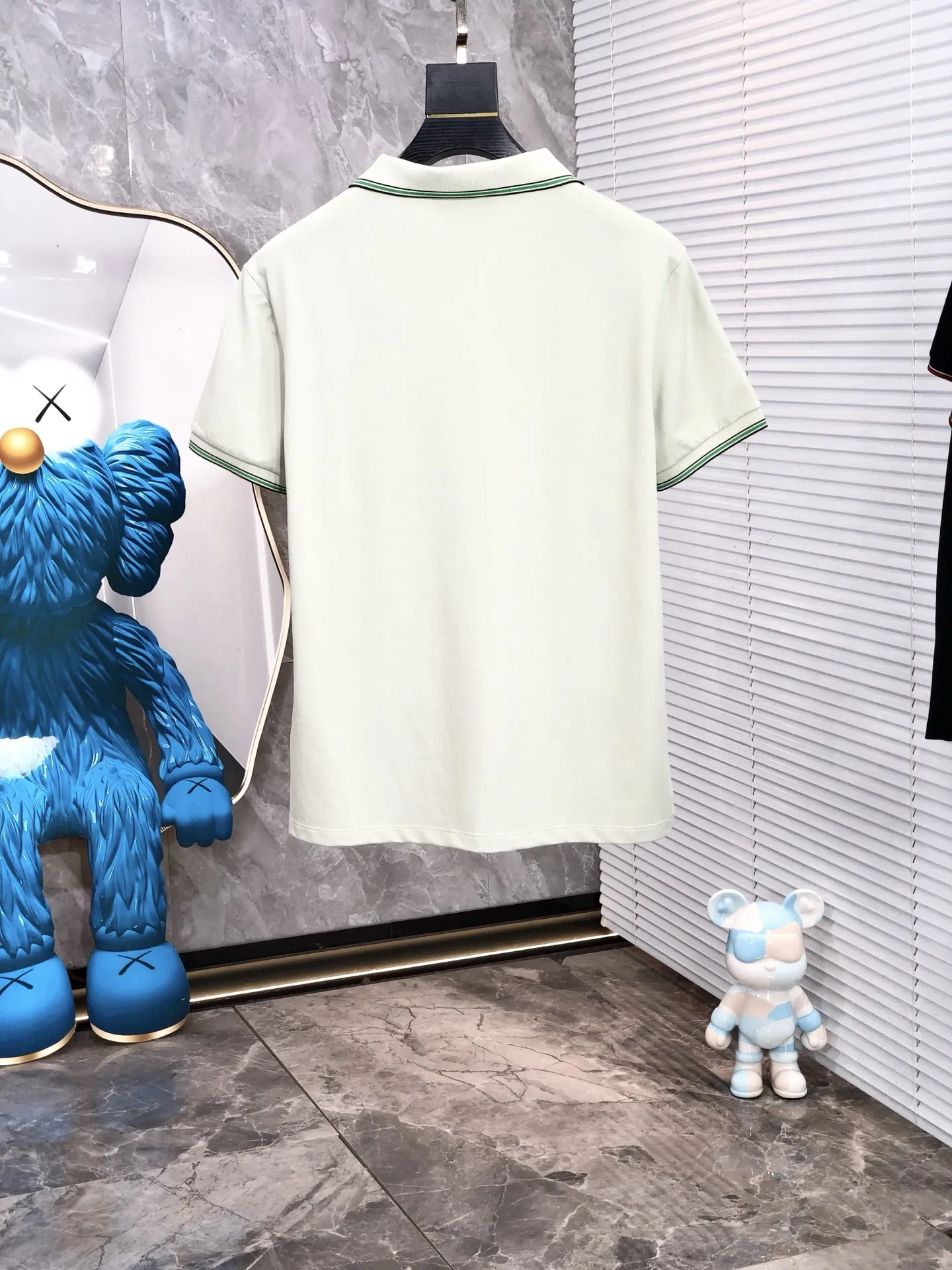 Gucci 2025 春夏の新作メンズホワイトポロシャツ - 画像 (3)