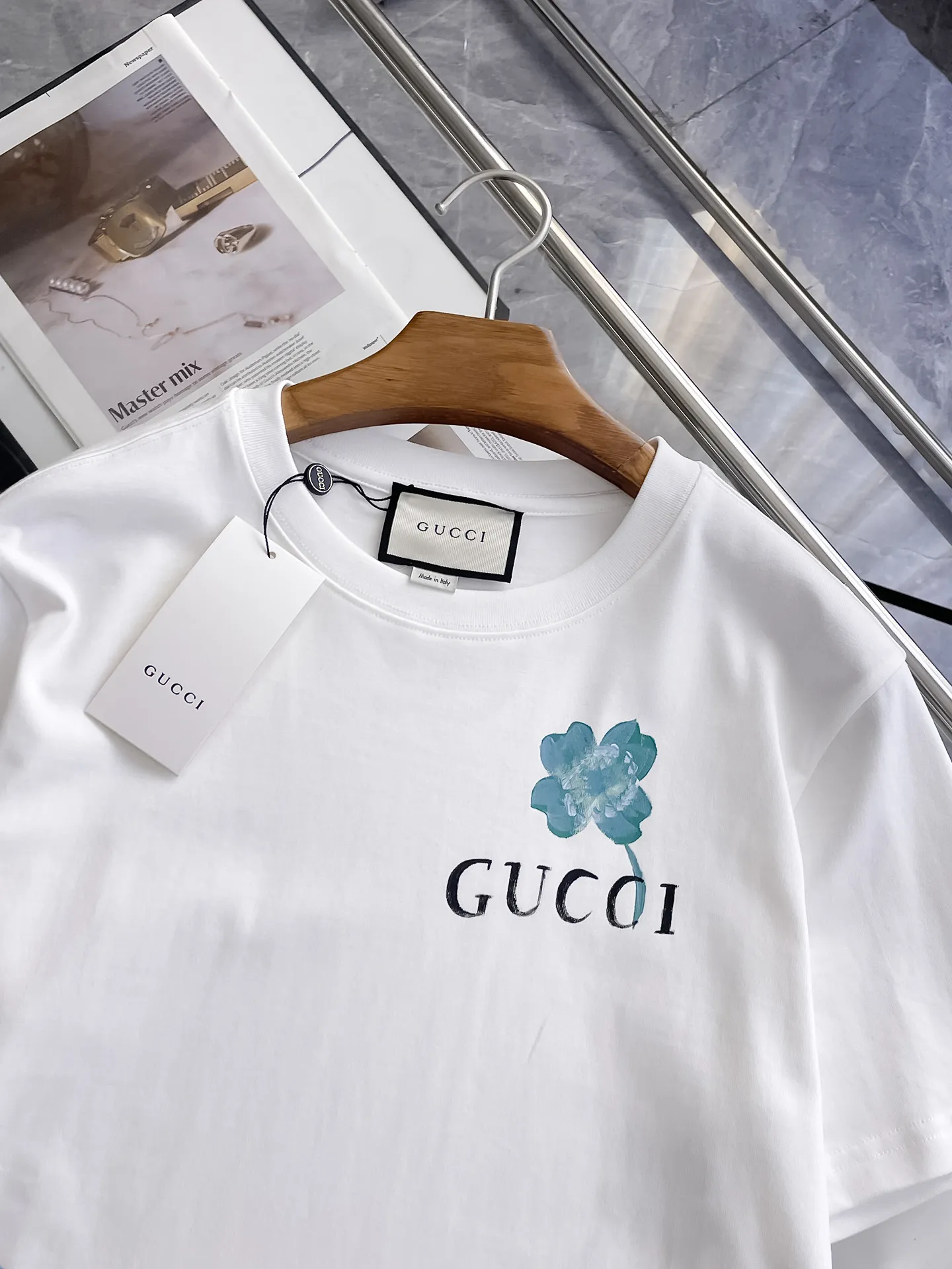 Gucci Tシャツ 白黒 花柄 - 画像 (4)